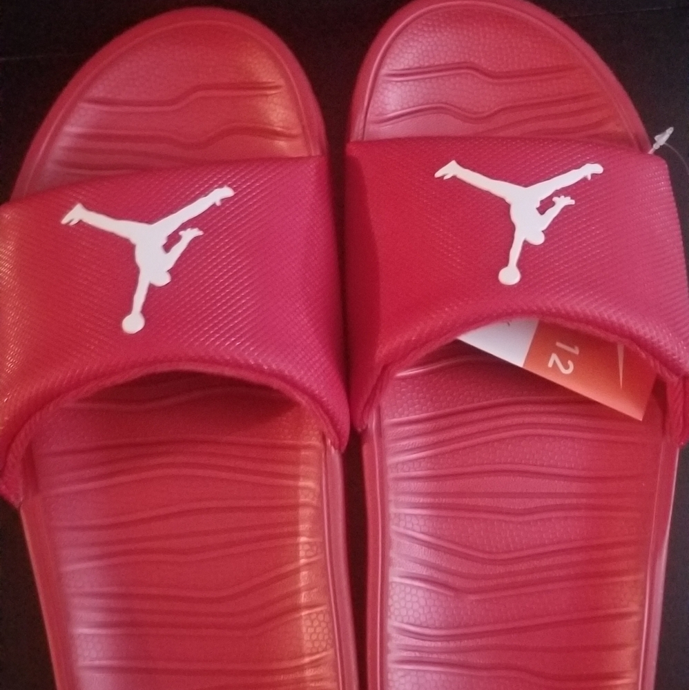 Jordan Break Slides